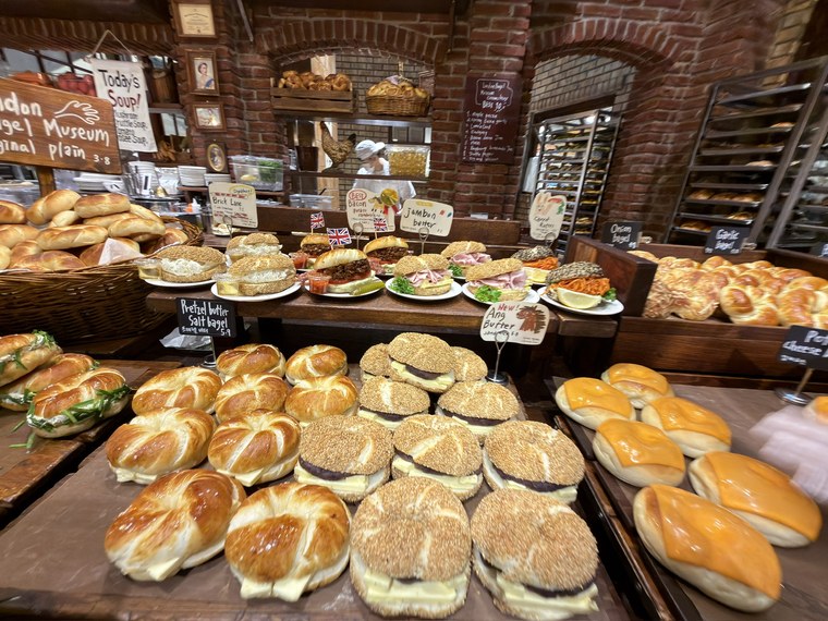 London Bagel Museum。ベーグルがずらり